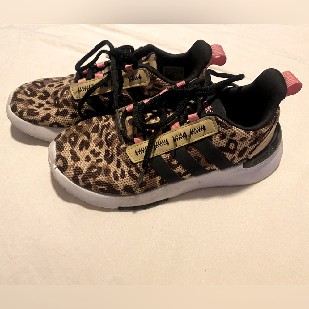 Girls adidas cheetah